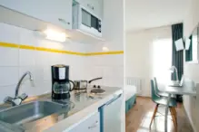 Studio double Kitchenette2