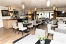 Brit_Hotel_Morangis-petit_dejeuner