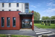 Brit-Hotel-Saint-Witz-Ext (1)