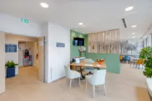 Brit-Hotel-Confort-Carhaix-reception (5)