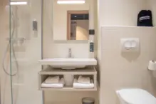 brit-hotel-rennes-cesson-salle-de-bain-