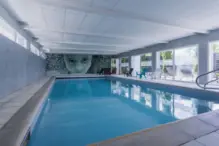 BritHotelLangueux_04072025_ThéoCohen_Piscine (2)