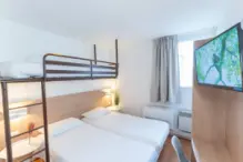 Brit_Hotel_Tours_Nord_ch_triple_familiale (7)